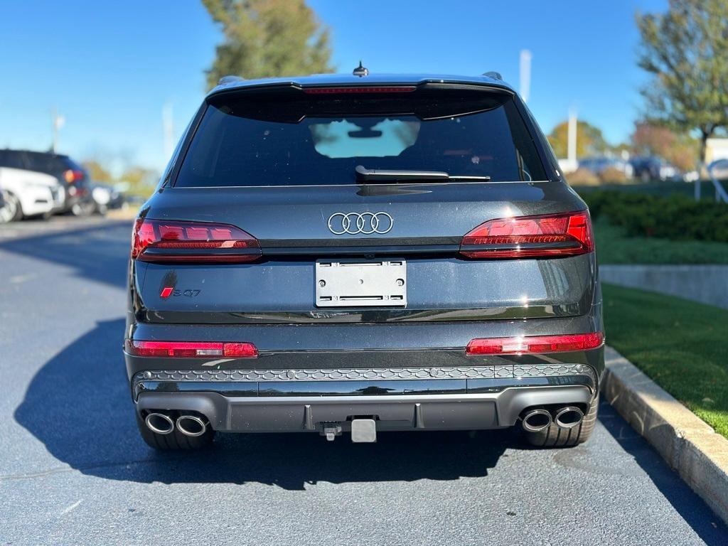 new 2026 Audi SQ7 car, priced at $115,455