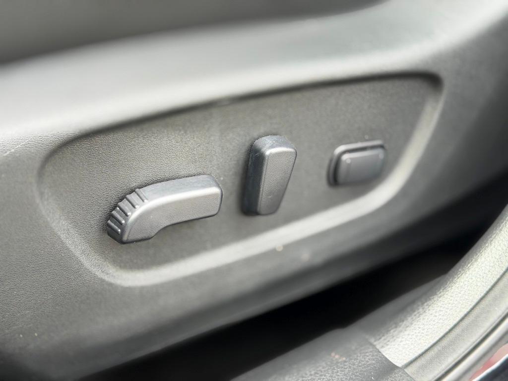 used 2020 Nissan Rogue car, priced at $17,400