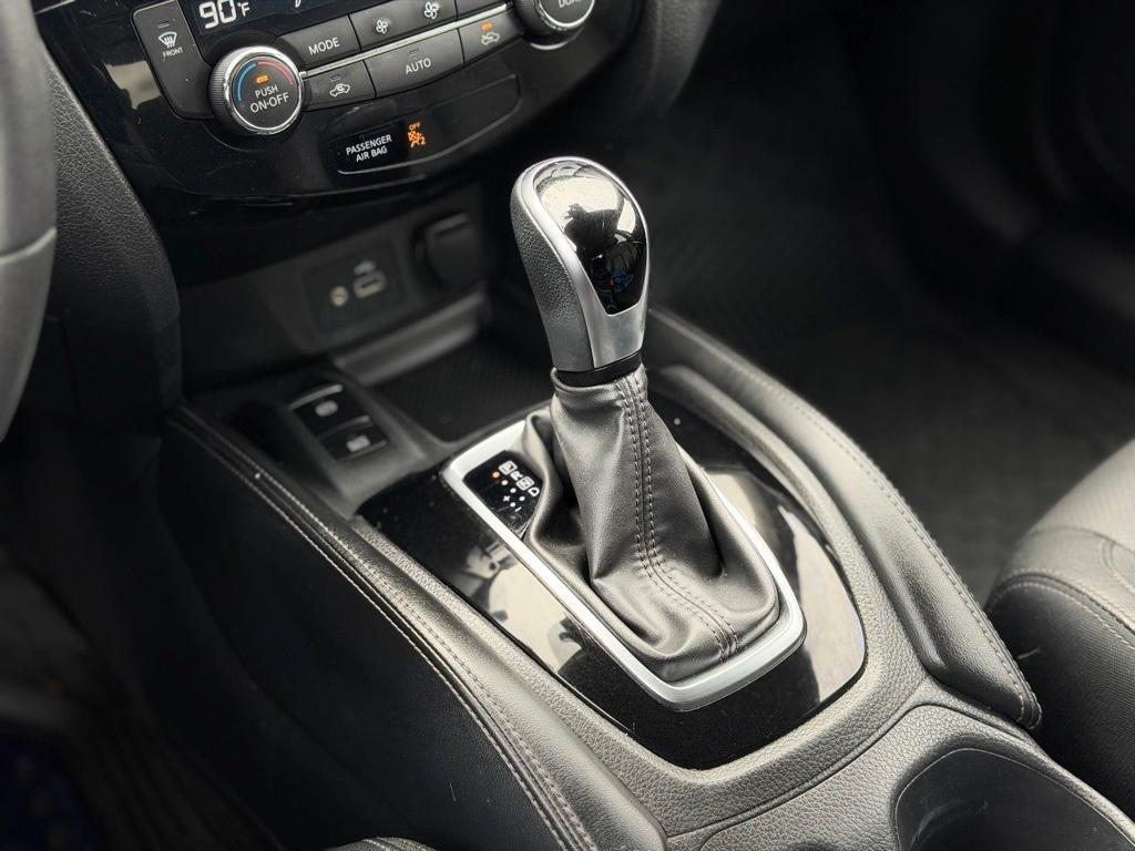 used 2020 Nissan Rogue car, priced at $17,400