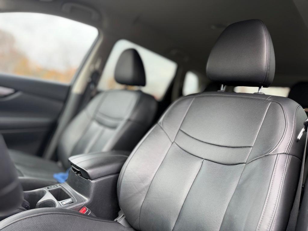 used 2020 Nissan Rogue car, priced at $17,400