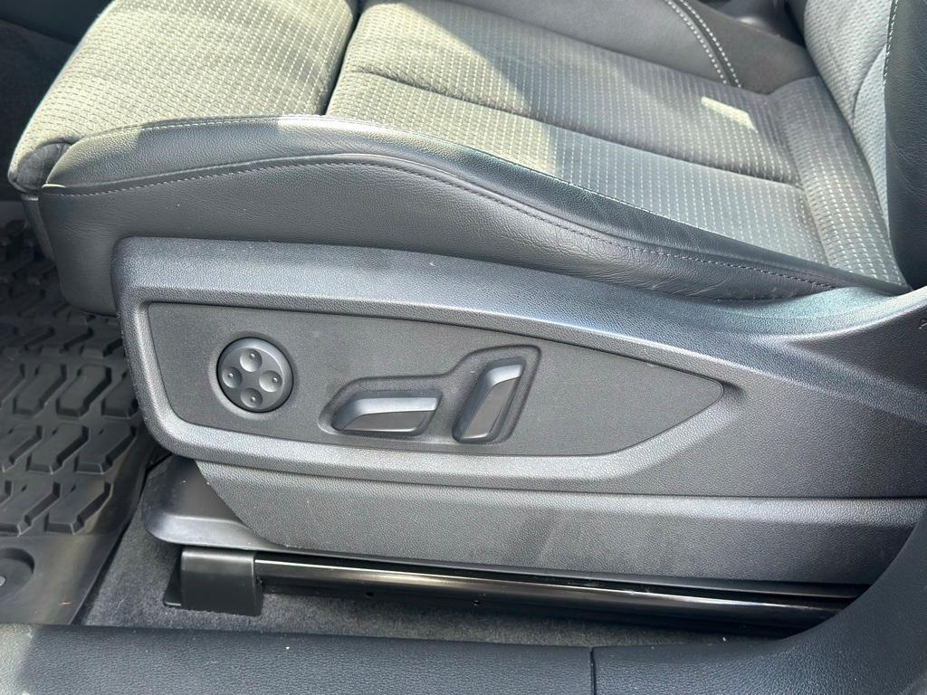 used 2022 Audi SQ5 car, priced at $39,750