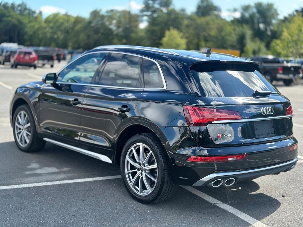 used 2022 Audi SQ5 car, priced at $39,750