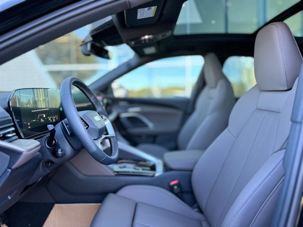 new 2025 Audi Q5 car, priced at $62,080