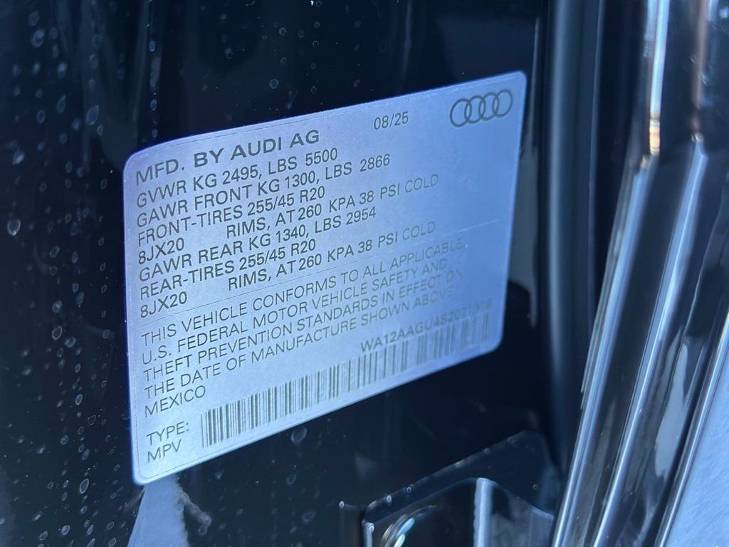 new 2025 Audi Q5 car, priced at $62,080