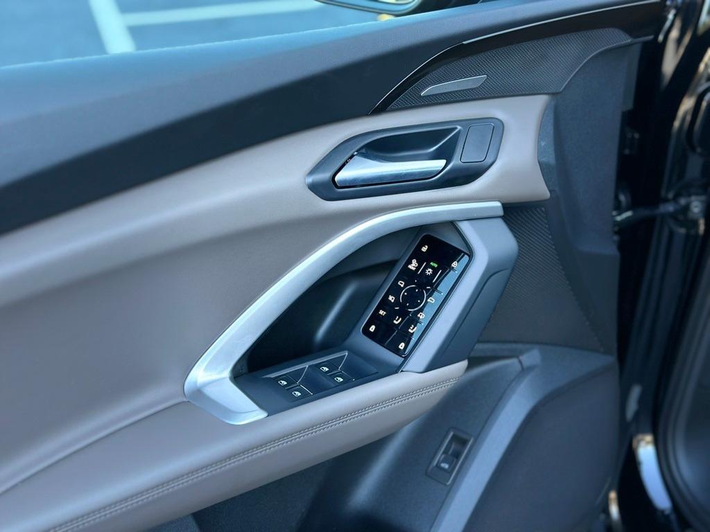 new 2025 Audi Q5 car, priced at $62,080