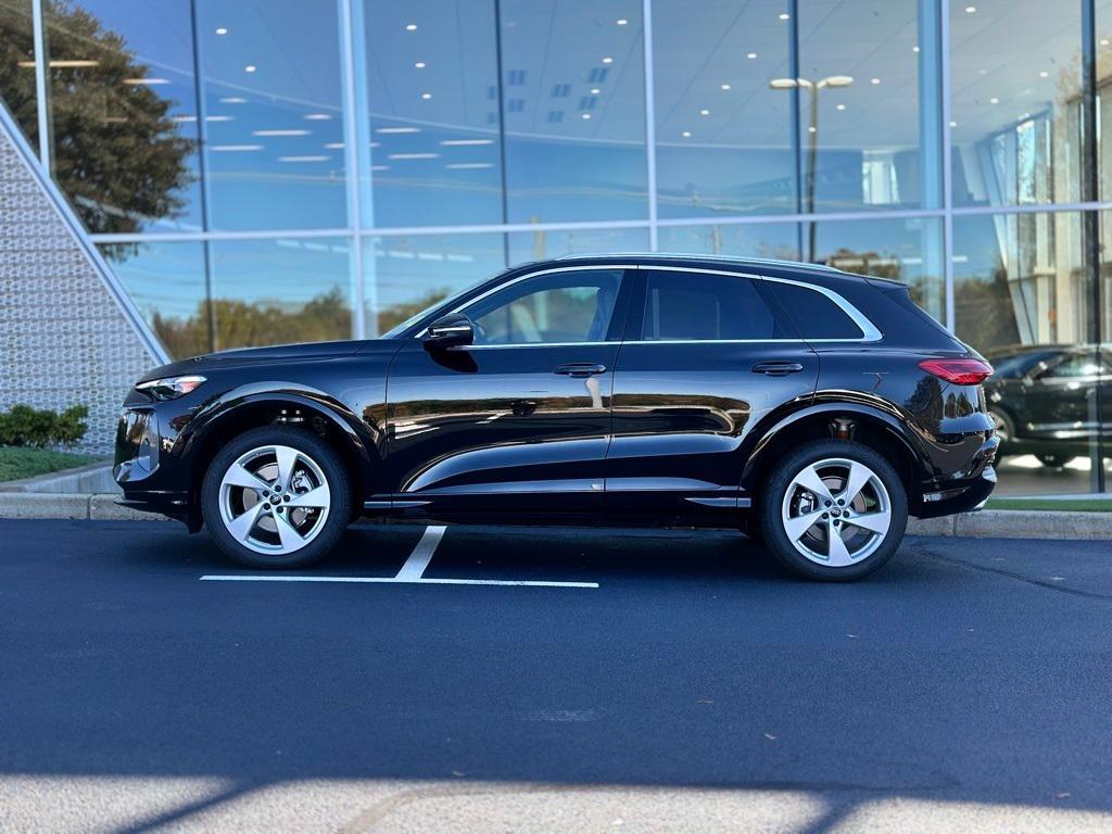 new 2025 Audi Q5 car, priced at $62,080