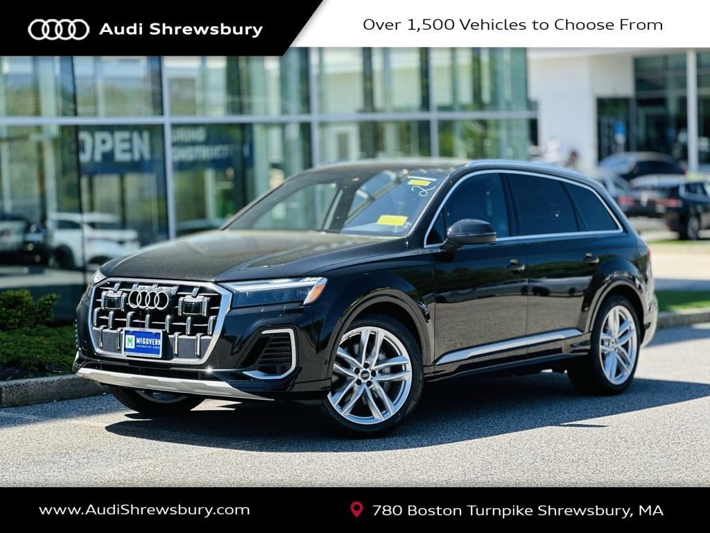 new 2025 Audi Q7 car, priced at $76,705
