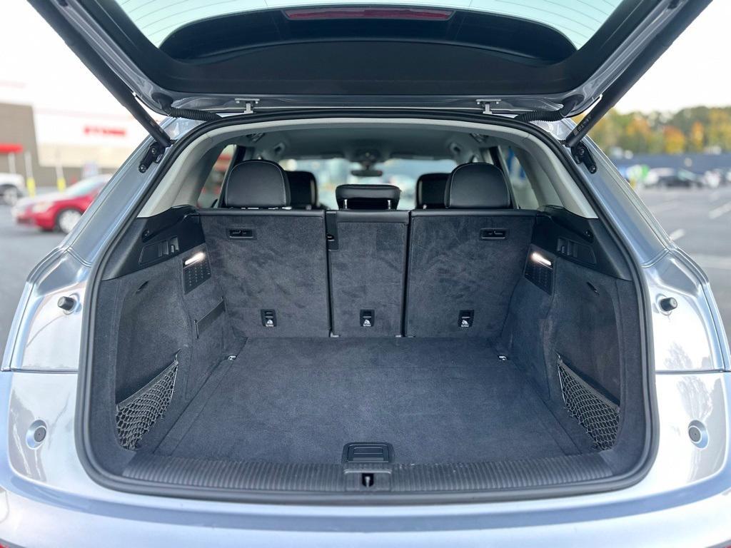used 2021 Audi Q5 car, priced at $25,999