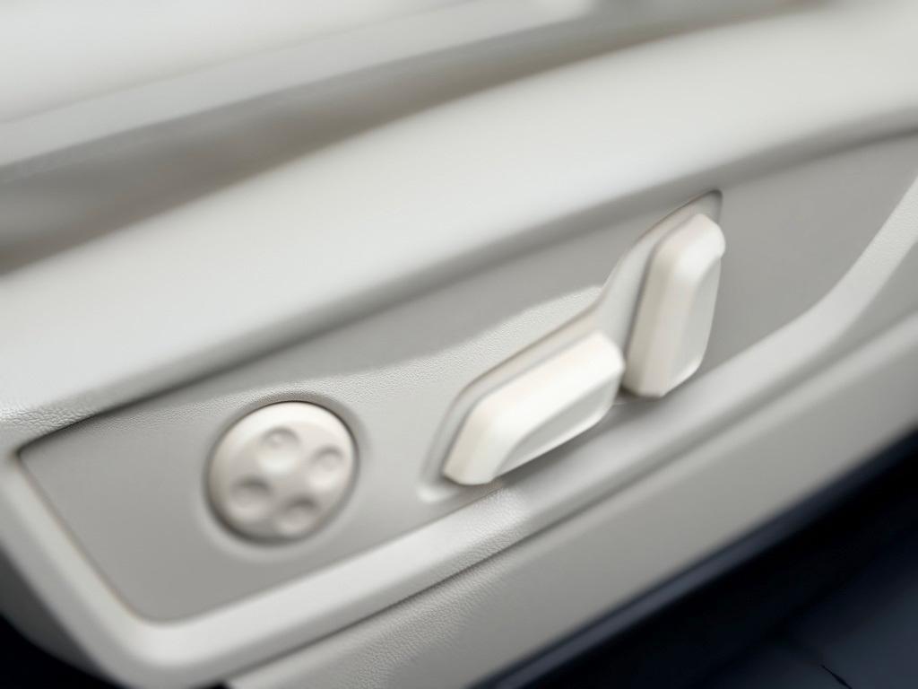 used 2022 Audi Q5 car, priced at $32,498