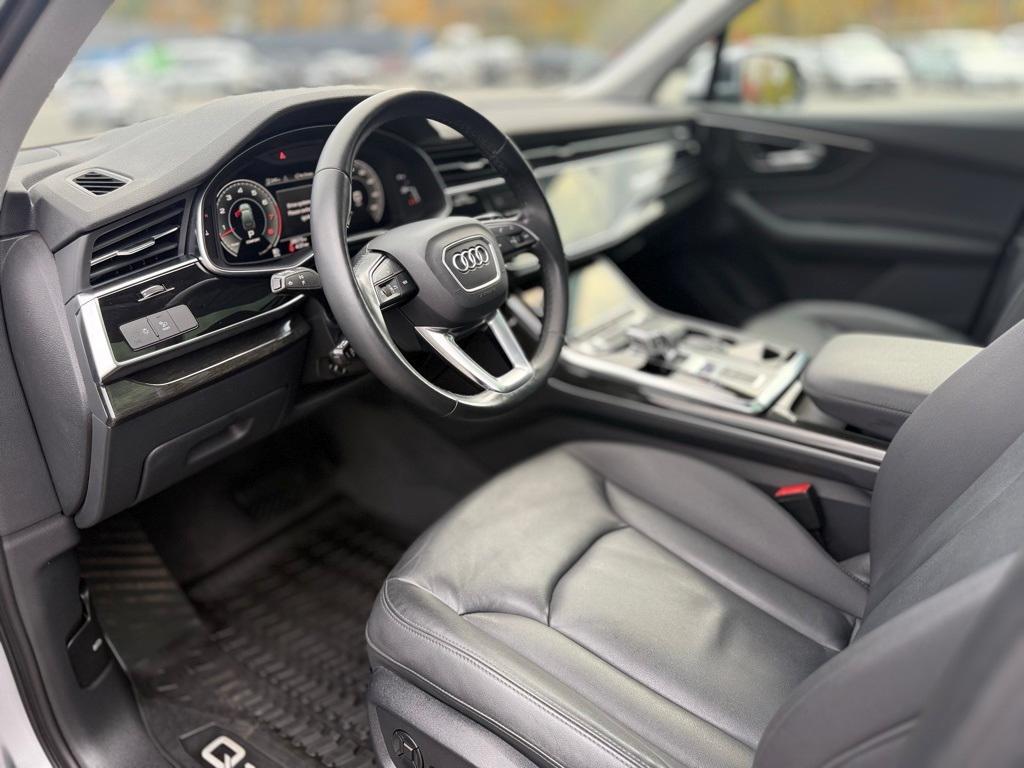 used 2022 Audi Q7 car, priced at $40,899
