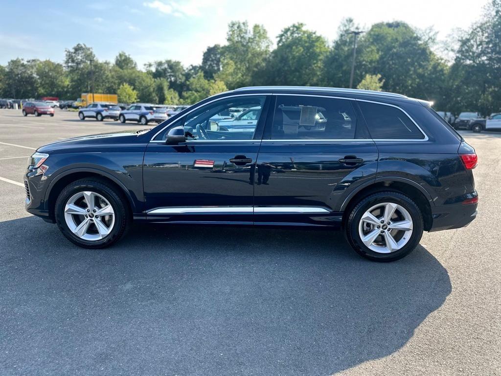 used 2025 Audi Q7 car, priced at $53,999