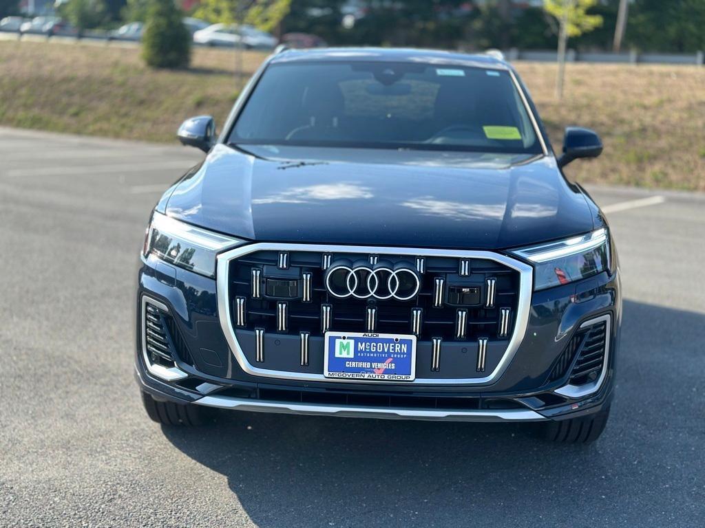 used 2025 Audi Q7 car, priced at $53,999