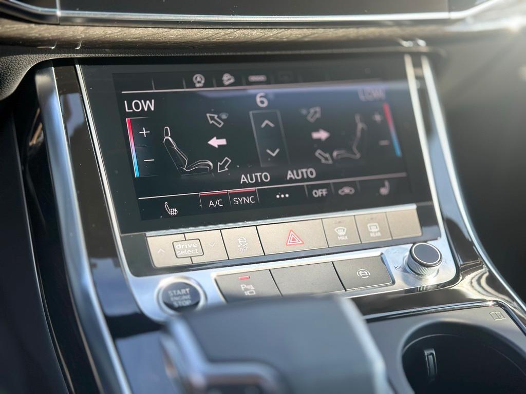 used 2025 Audi Q7 car, priced at $53,999
