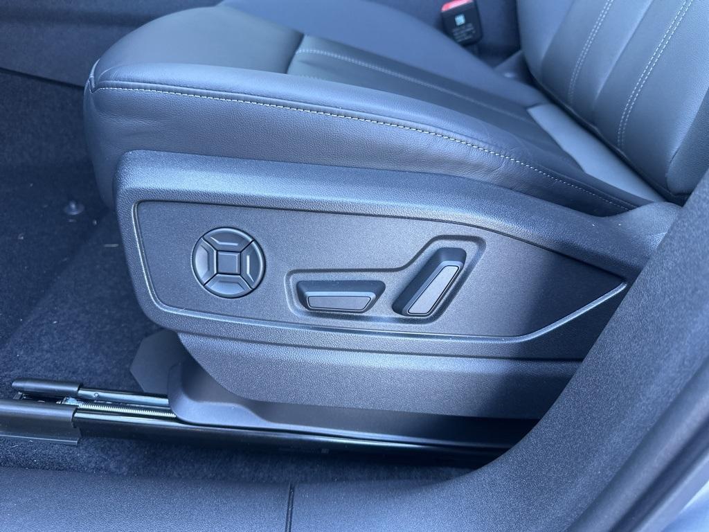 new 2025 Audi Q5 car, priced at $57,905