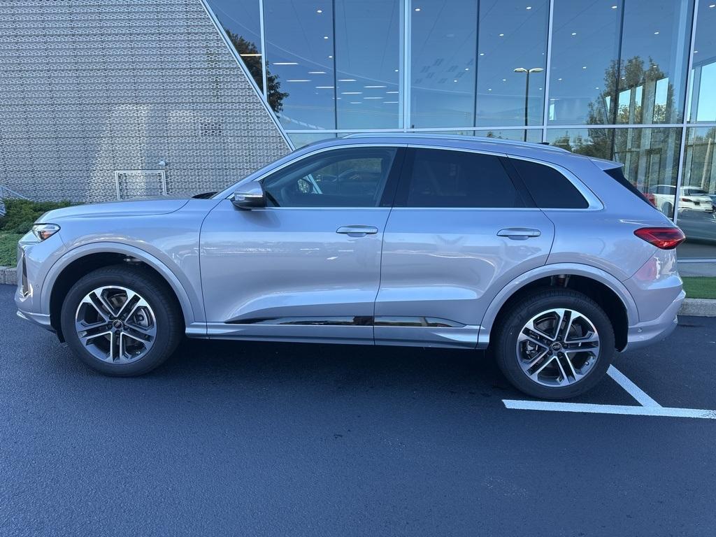 new 2025 Audi Q5 car, priced at $57,905