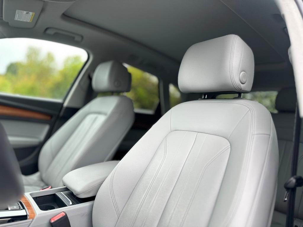used 2021 Audi Q5 car, priced at $27,625
