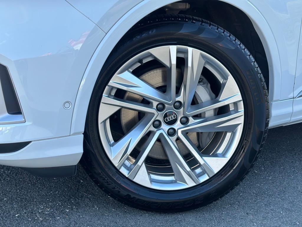 used 2021 Audi Q7 car, priced at $46,898