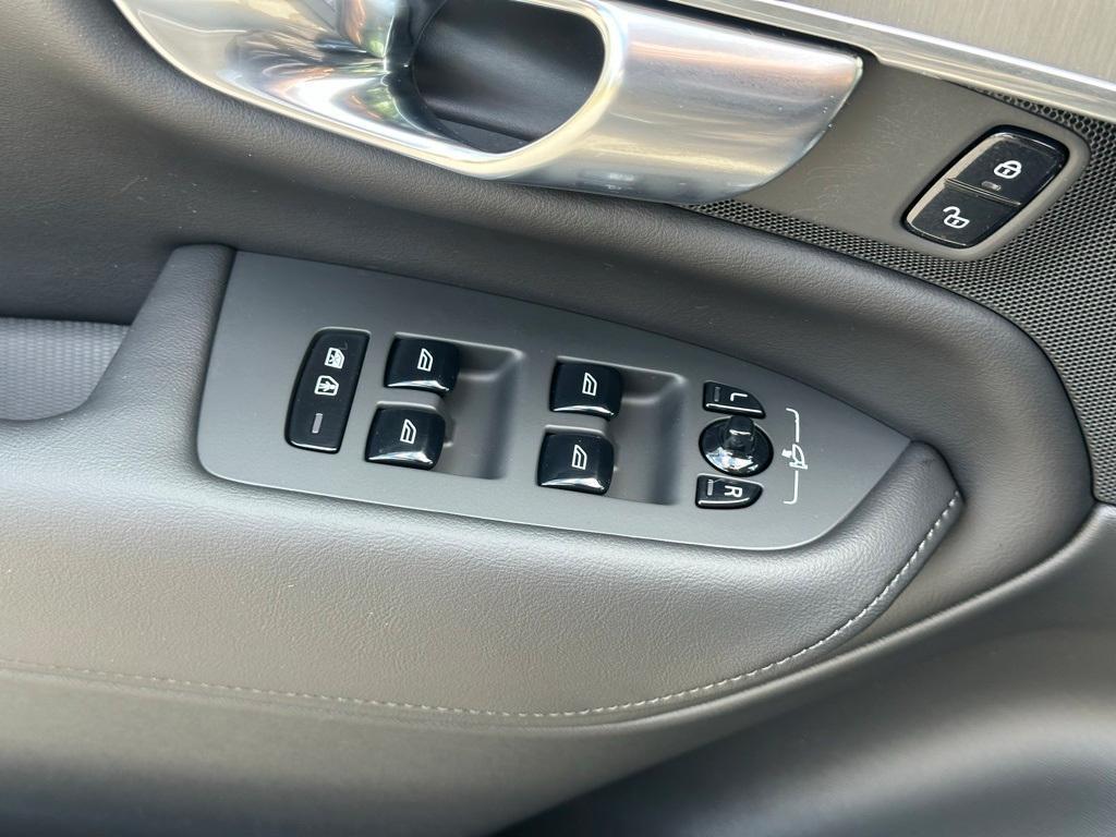 used 2024 Volvo XC90 car, priced at $41,389