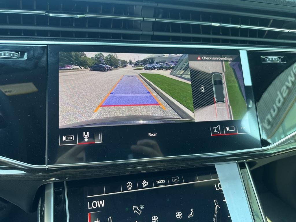new 2025 Audi Q7 car, priced at $76,335