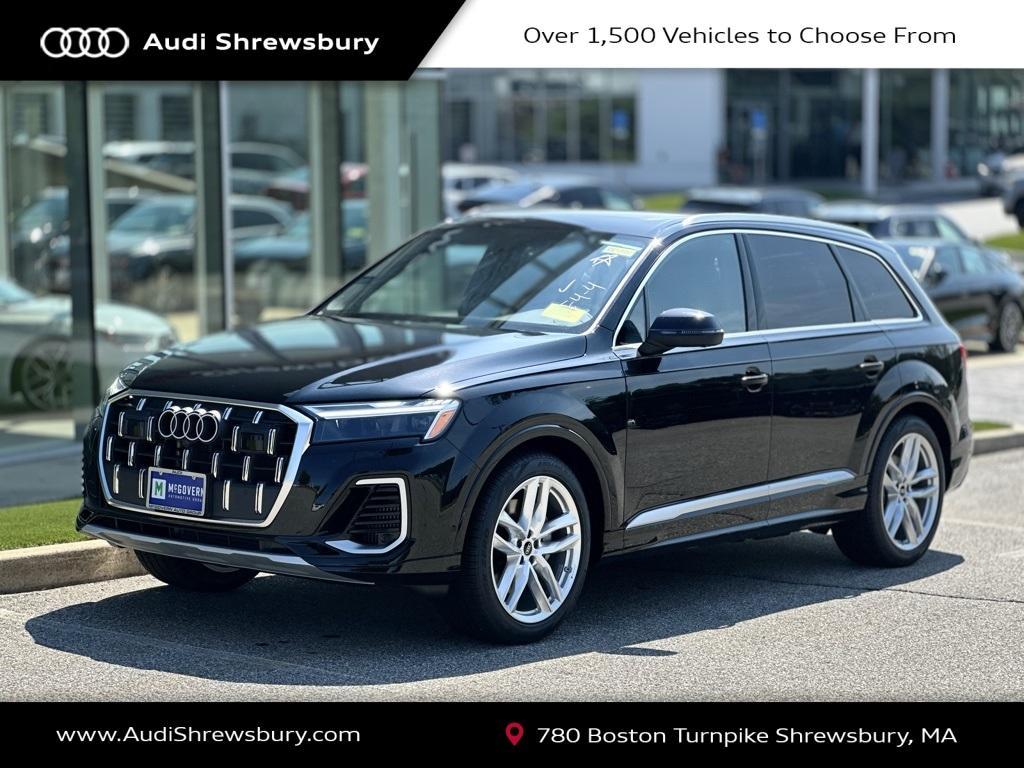 new 2025 Audi Q7 car, priced at $76,335