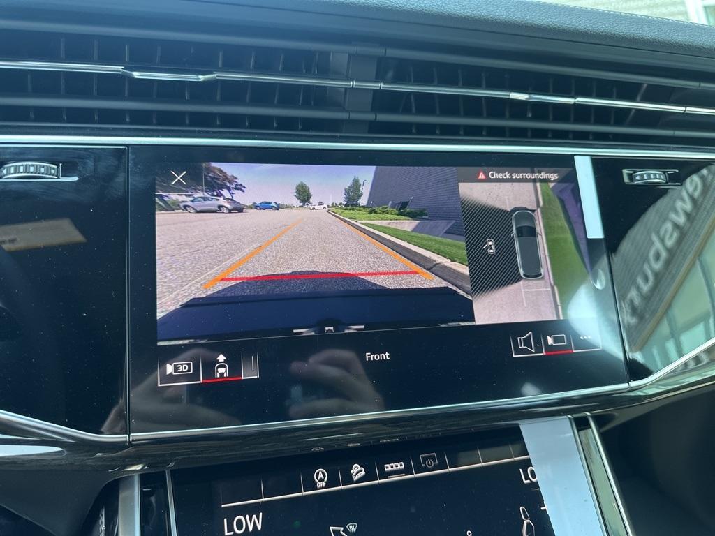 new 2025 Audi Q7 car, priced at $76,335