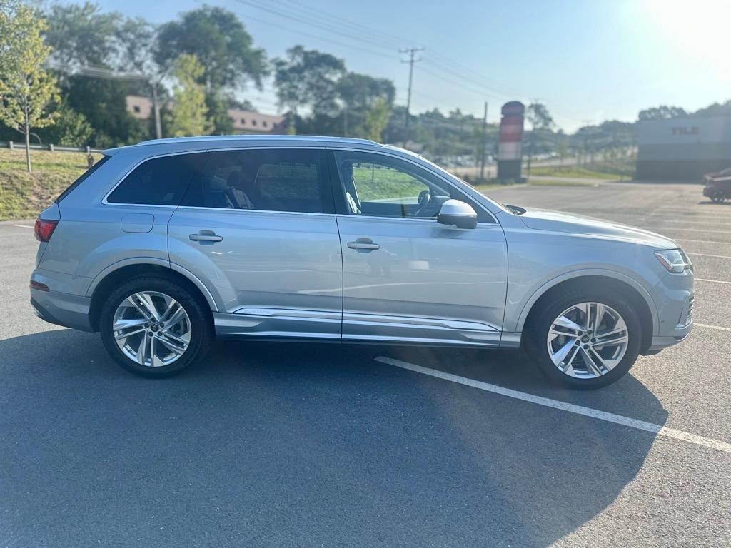 used 2023 Audi Q7 car, priced at $37,540