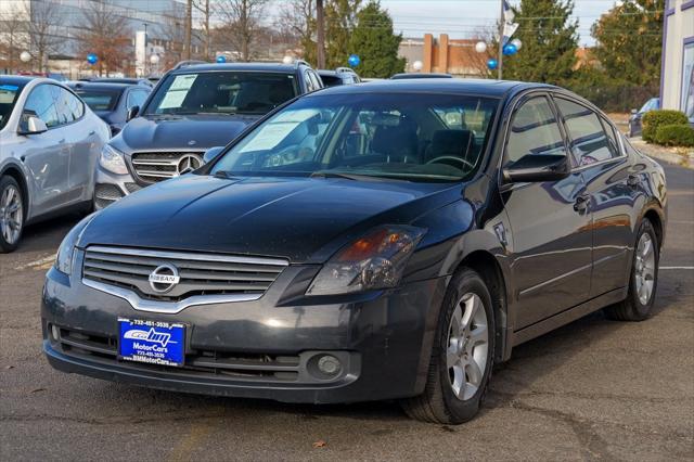 used 2008 Nissan Altima car, priced at $3,700