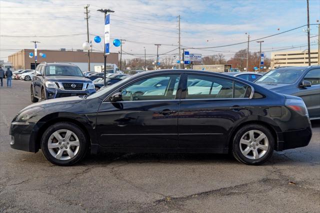 used 2008 Nissan Altima car, priced at $3,700