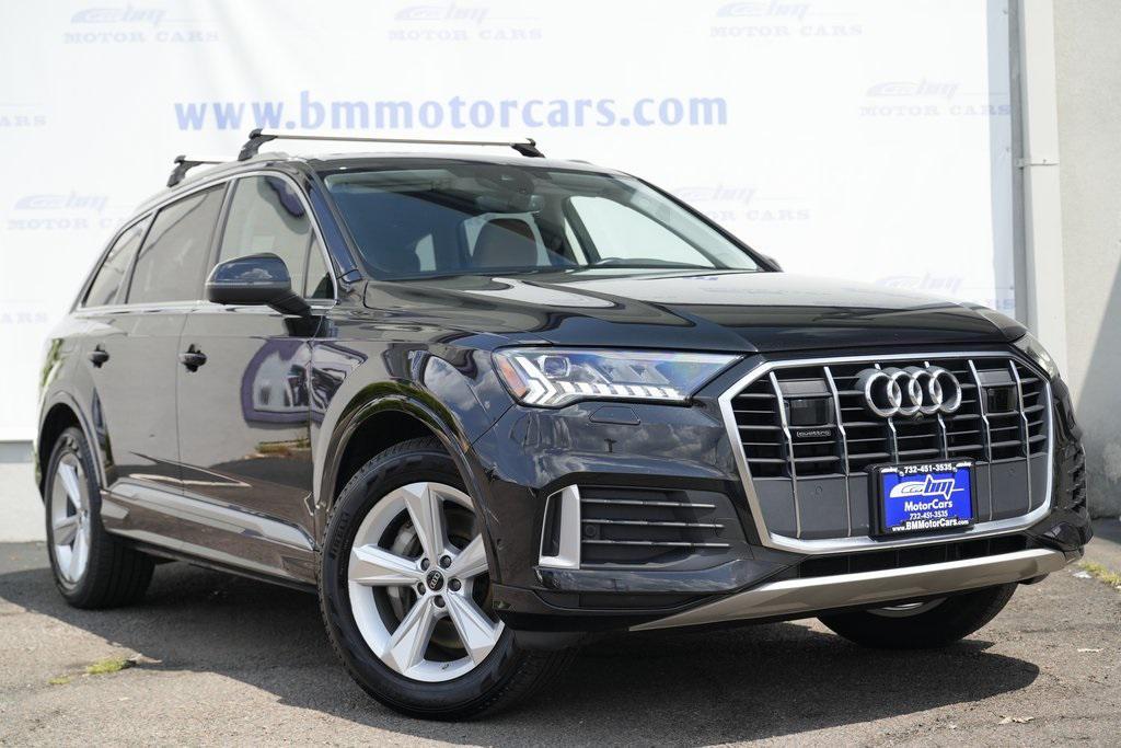 used 2023 Audi Q7 car, priced at $35,900