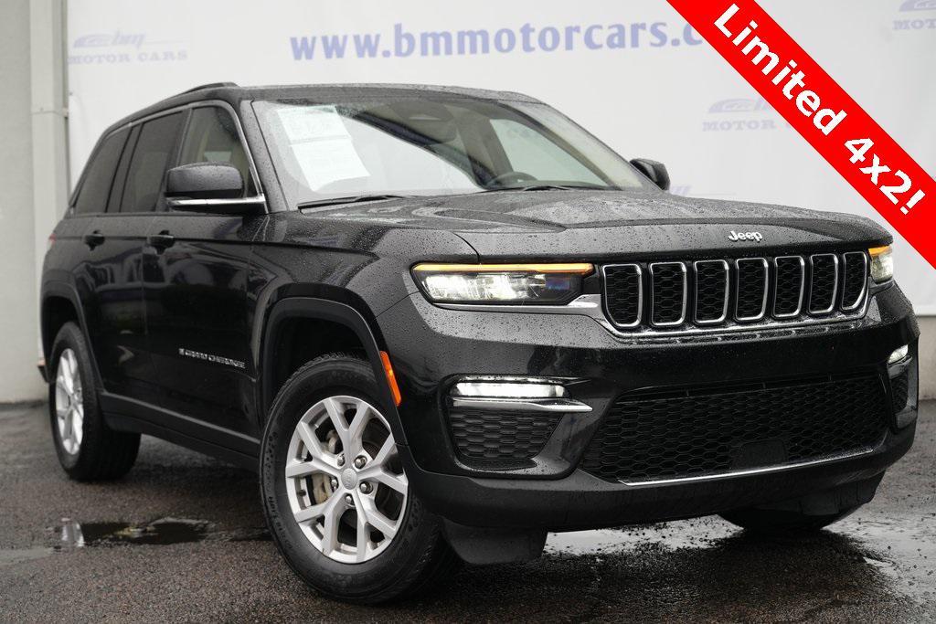 used 2022 Jeep Grand Cherokee car, priced at $22,700