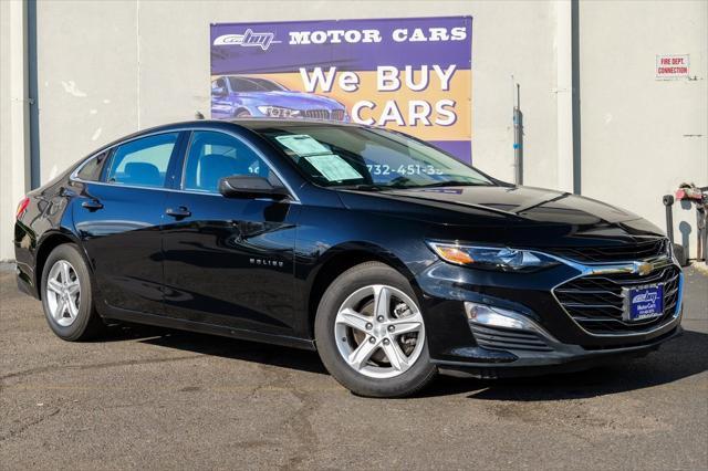 used 2020 Chevrolet Malibu car, priced at $15,700