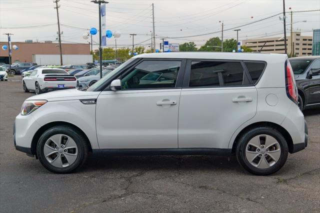 used 2016 Kia Soul car, priced at $5,900