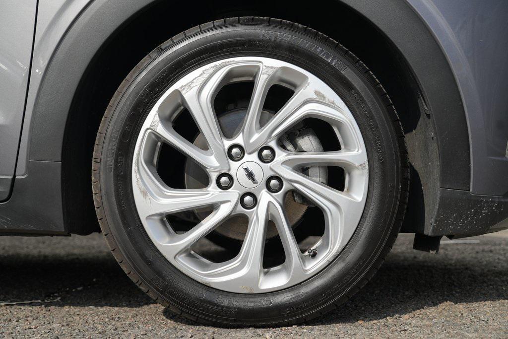 used 2023 Chevrolet Bolt EUV car, priced at $19,700