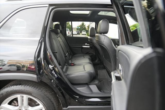 used 2021 Mercedes-Benz GLB 250 car, priced at $22,900