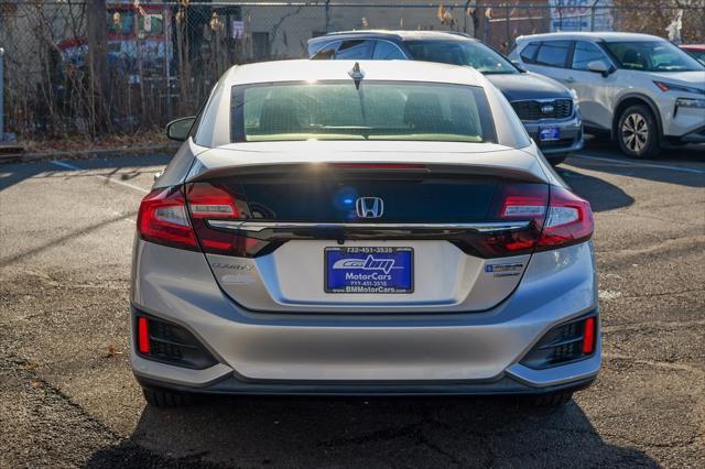 used 2018 Honda Clarity Plug-In Hybrid car, priced at $17,900