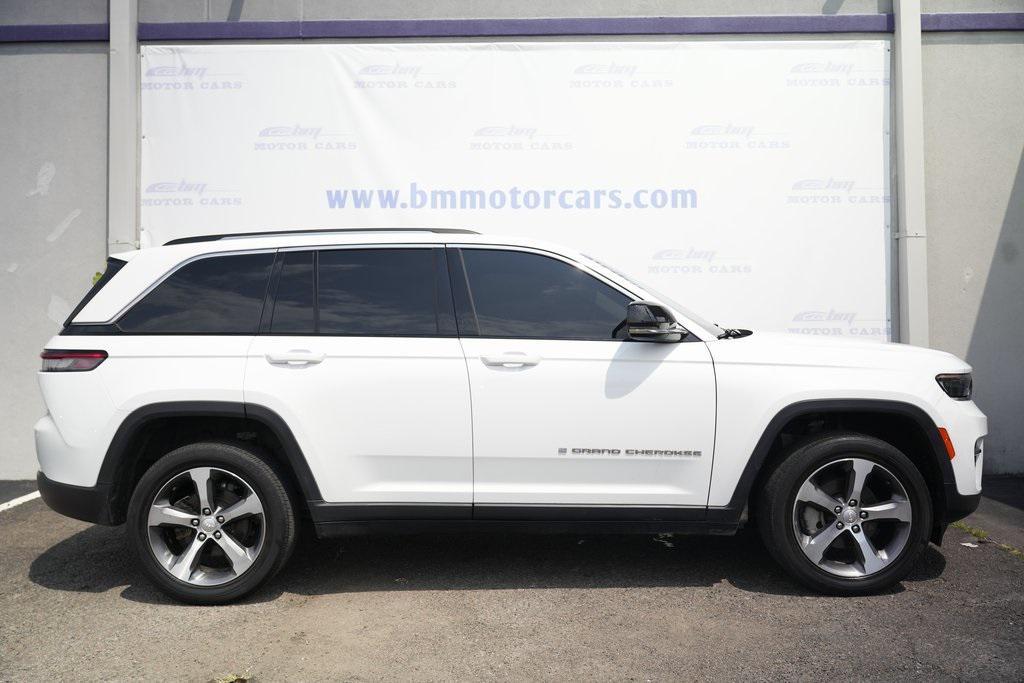 used 2023 Jeep Grand Cherokee car, priced at $21,900