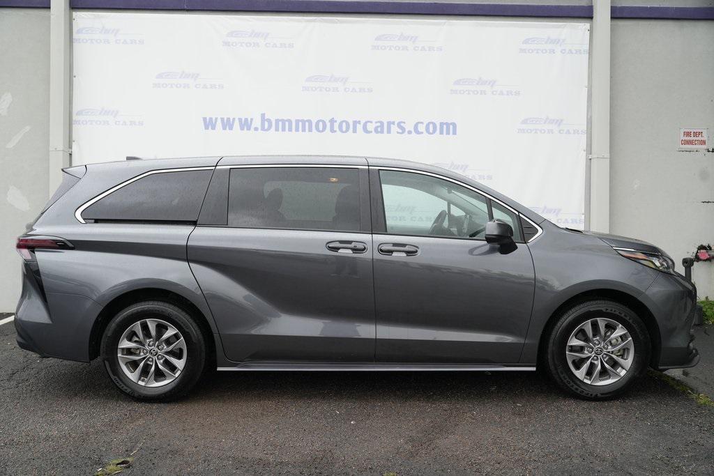 used 2025 Toyota Sienna car, priced at $40,900