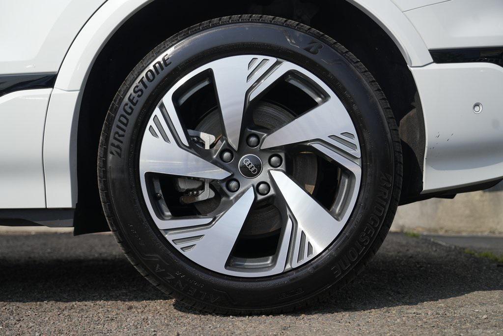 used 2025 Audi Q6 e-tron car, priced at $45,900