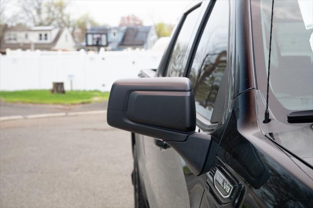 used 2022 GMC Sierra 1500 car, priced at $41,900