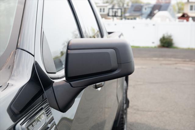 used 2022 GMC Sierra 1500 car, priced at $41,900