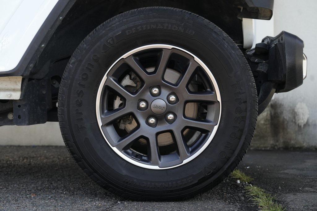 used 2023 Jeep Gladiator car, priced at $27,900