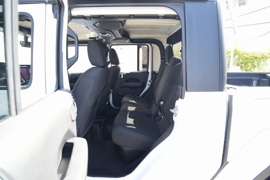 used 2023 Jeep Gladiator car, priced at $27,900