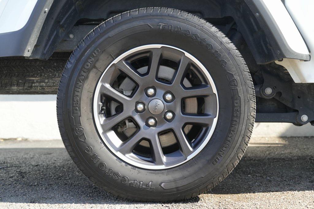 used 2023 Jeep Gladiator car, priced at $27,900
