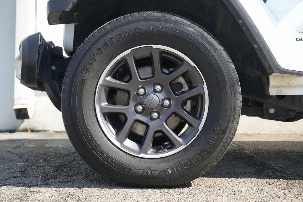 used 2023 Jeep Gladiator car, priced at $27,900