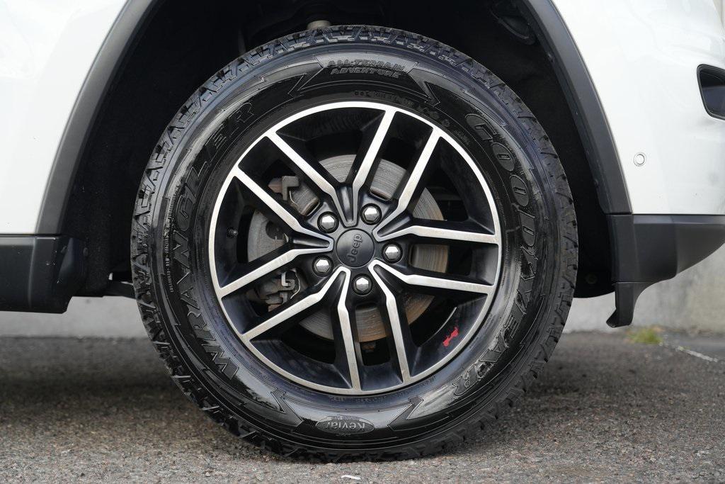 used 2019 Jeep Grand Cherokee car, priced at $23,900