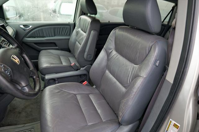 used 2007 Honda Odyssey car, priced at $5,400