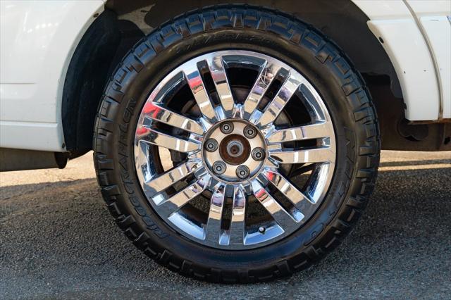 used 2008 Lincoln Navigator car, priced at $4,900