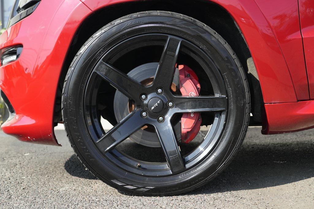 used 2015 Jeep Grand Cherokee car, priced at $27,700