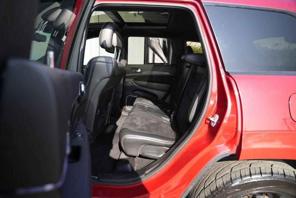 used 2015 Jeep Grand Cherokee car, priced at $27,700