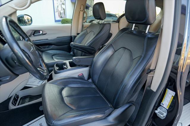 used 2021 Chrysler Pacifica car, priced at $17,900